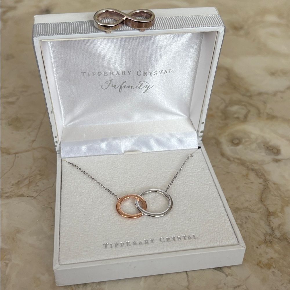 NEW! Tipperary Crystal Interlocking Circles Pendant Necklace